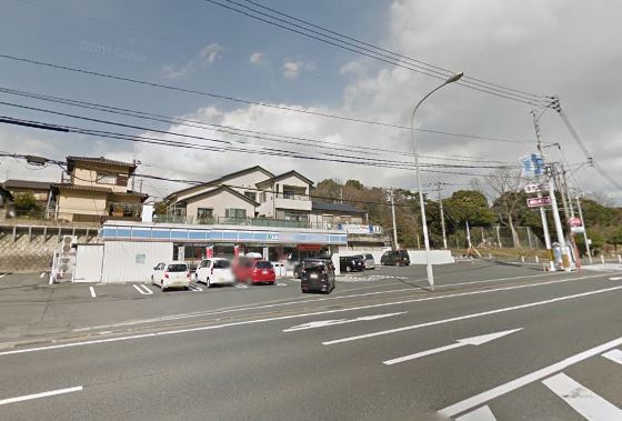 コンビニ　ローソン 八幡船越一丁目店（コンビニ）まで508m