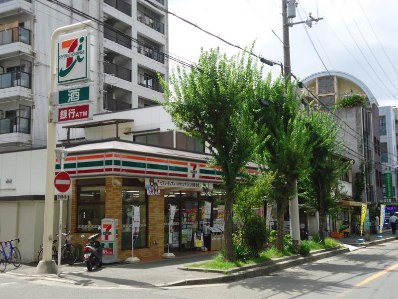 コンビニ　セブン-イレブン 三津屋店（コンビニ）まで383m