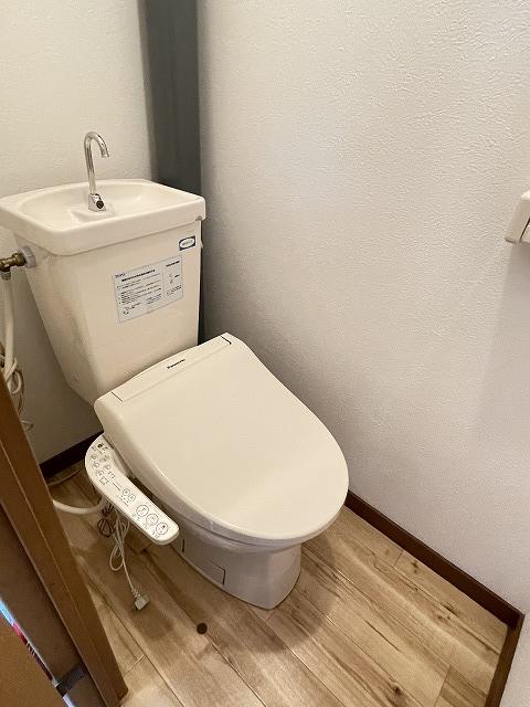 トイレ　トイレ