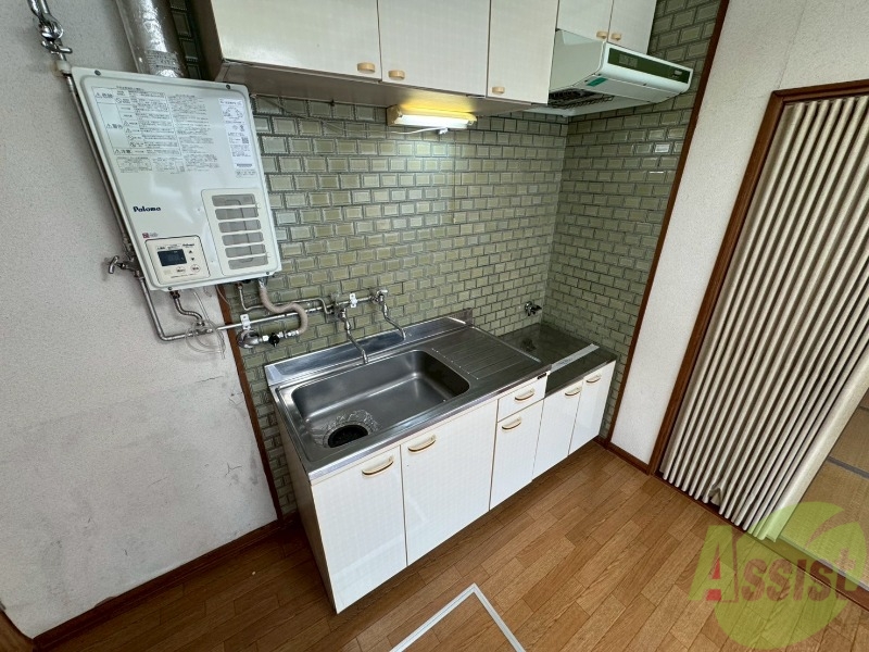 キッチン　キッチンはスペースも広々していて使いやすそうですよ！
