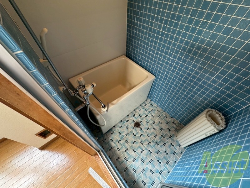 バス・シャワールーム　ユニットバスです。疲れを癒すのに欠かせませんね！