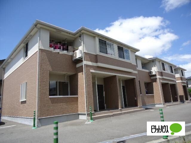 エントランス　外観写真（昼）