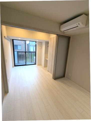 居室・リビング　インターネット無料、ペット可