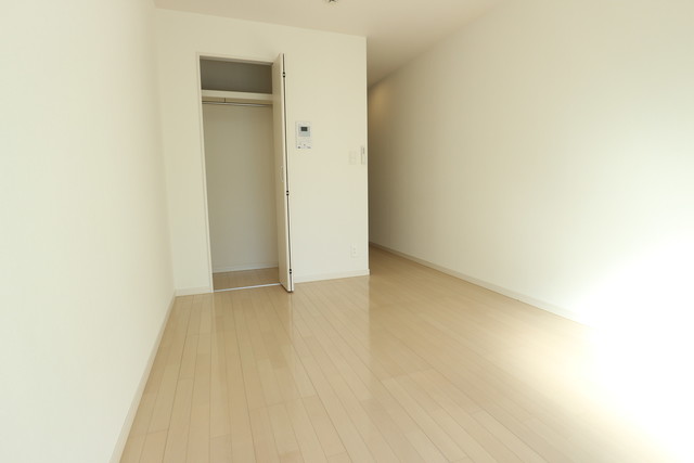 居室・リビング　※他号室写真