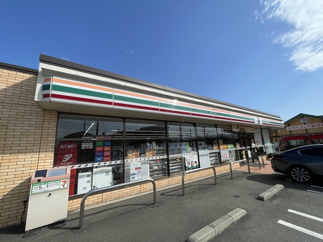 コンビニ　セブンイレブン八王子東楢原店（コンビニ）まで737m