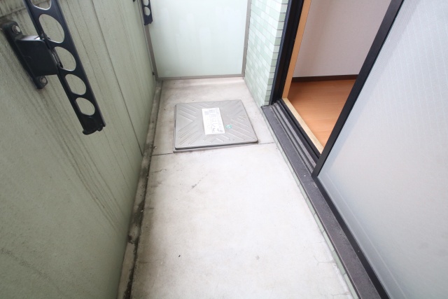 バルコニー　※別室の参考写真の為、現況優先です。