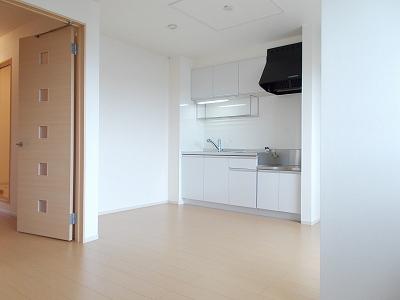 ヴィラ　カレント　居室・リビング　リビング