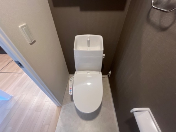 トイレ　内装イメージ