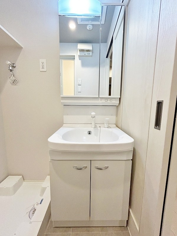 洗面設備　★洗面脱衣所/シャワー付き洗面台★