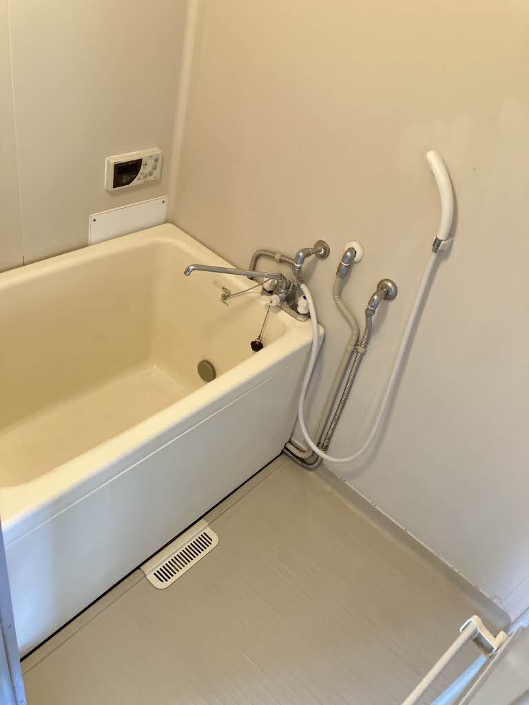 バス・シャワールーム　浴室