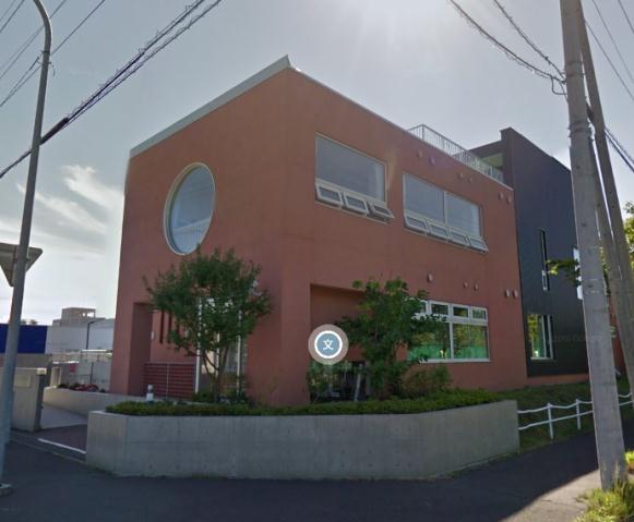 幼稚園・保育園　屯田桃の花保育園（幼稚園・保育園）まで370m