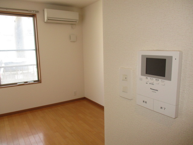 セキュリティ　モニター付きインターホン付き！