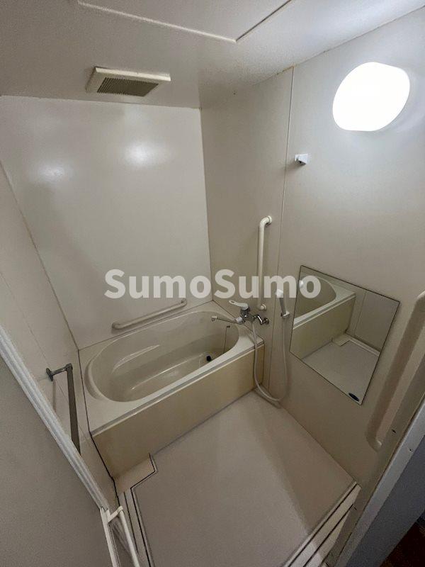 バス・シャワールーム　きれいなお風呂です