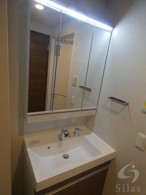 洗面設備　同仕様