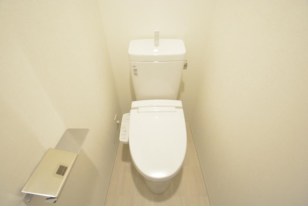 トイレ　シャワー付トイレ