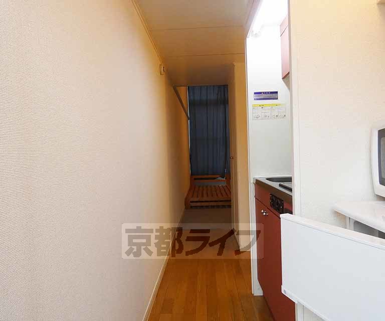 その他部屋・スペース　長い廊下です！