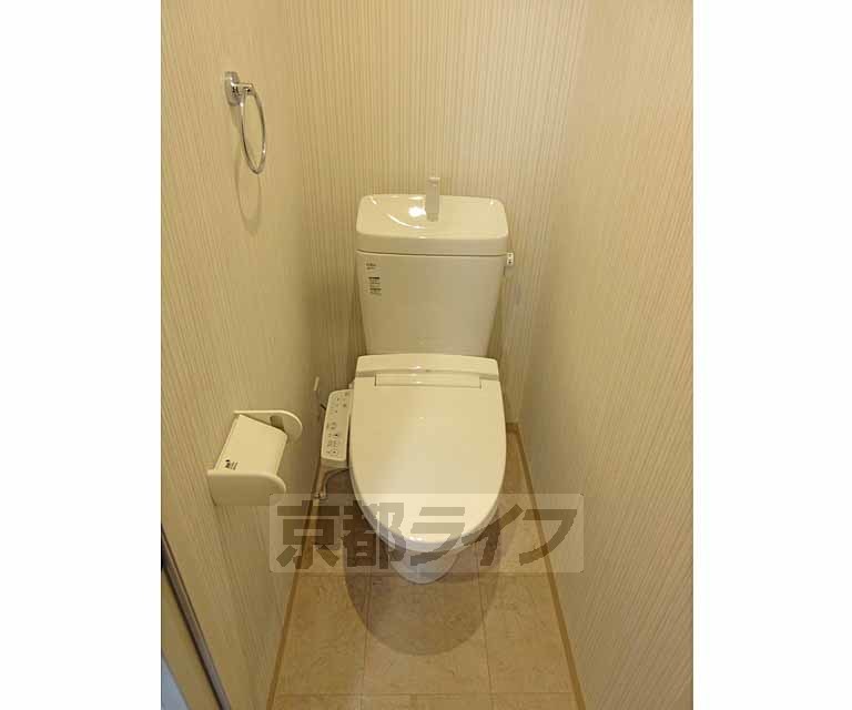 トイレ　広さ十分のトイレ！