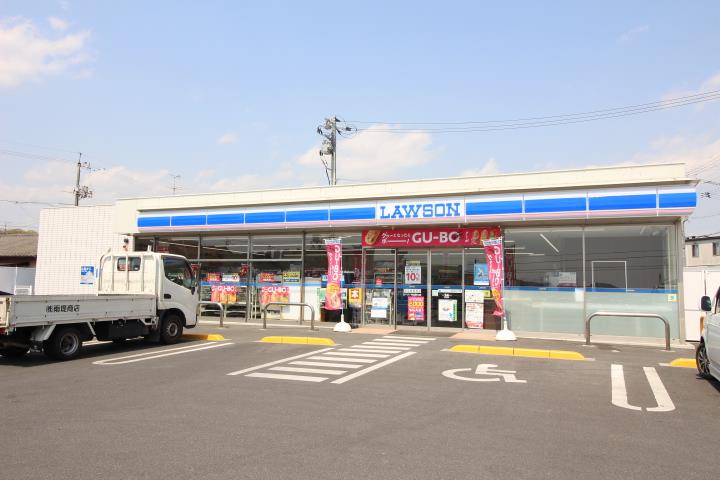 コンビニ　ローソン藤井店（コンビニ）まで302m