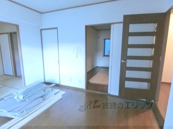 居室・リビング　洋室