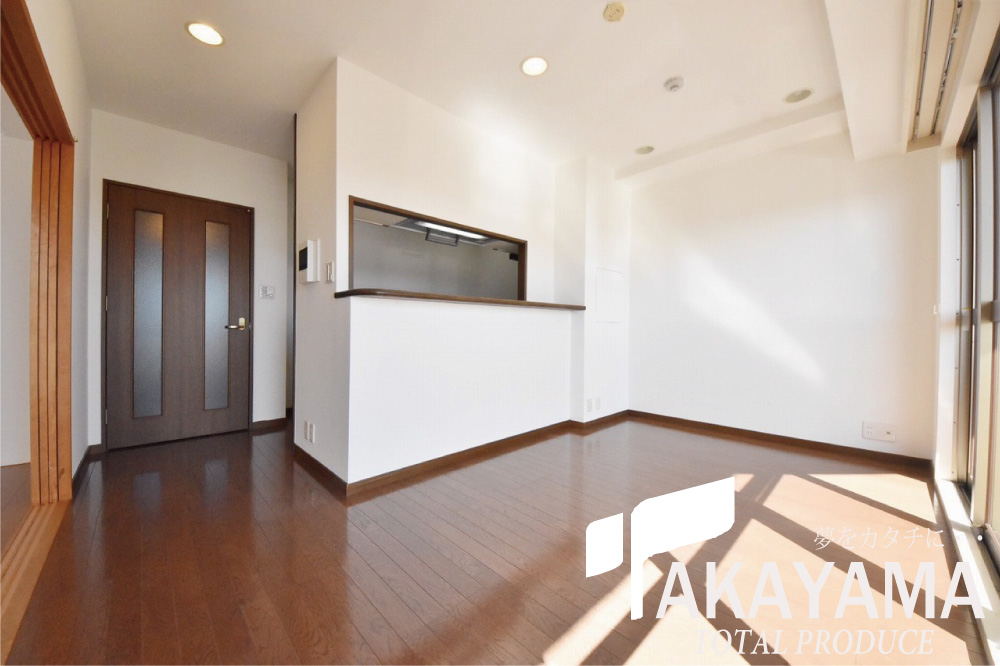 居室・リビング　リビング、角度別写真です★