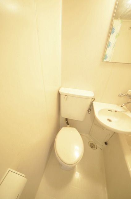 トイレ　★お掃除の楽な３点ユニット★