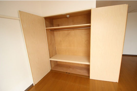 収納　※他部屋の写真です。