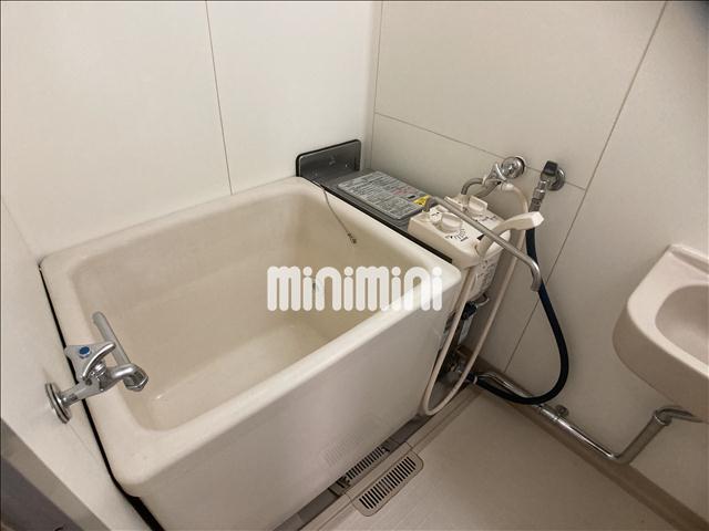 バス・シャワールーム　バランス釜撤去予定です。