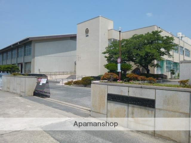 中学校　岡山市立京山中学校（中学校）まで511m