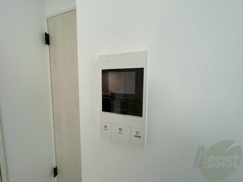 セキュリティ　ＴＶモニター付インターホンです。来客者の顔が見えるので安心！