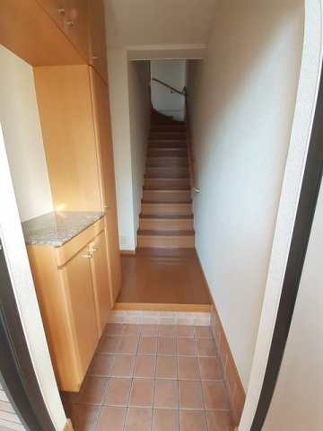 玄関　シューズボックス付きの玄関です★