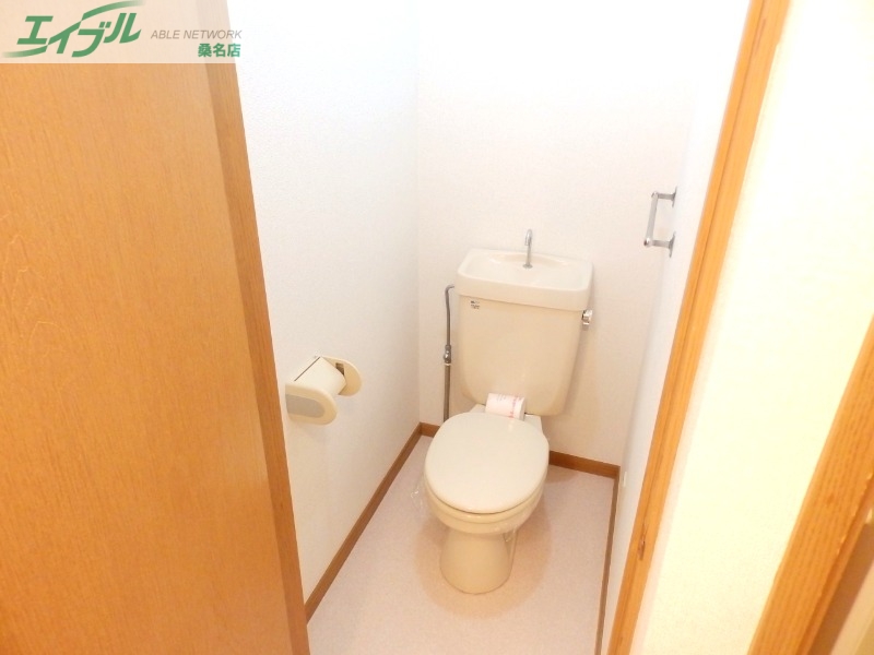 トイレ　同物件別室画像