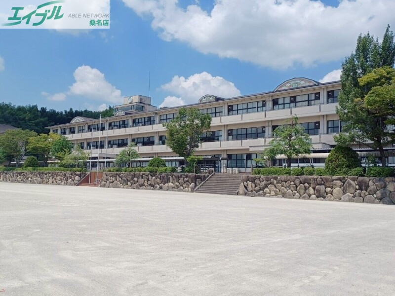 中学校　朝日町立朝日中学校（中学校）まで1343m