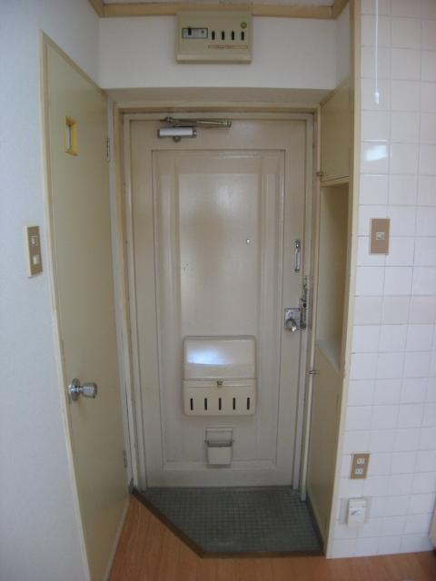 その他　松山市味酒町　エクレール味酒　玄関