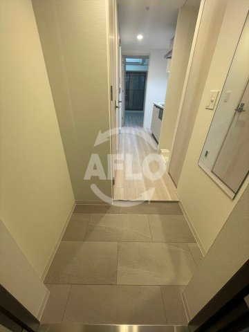 玄関　コンフォリア・リヴ博労町一丁目Q　玄関