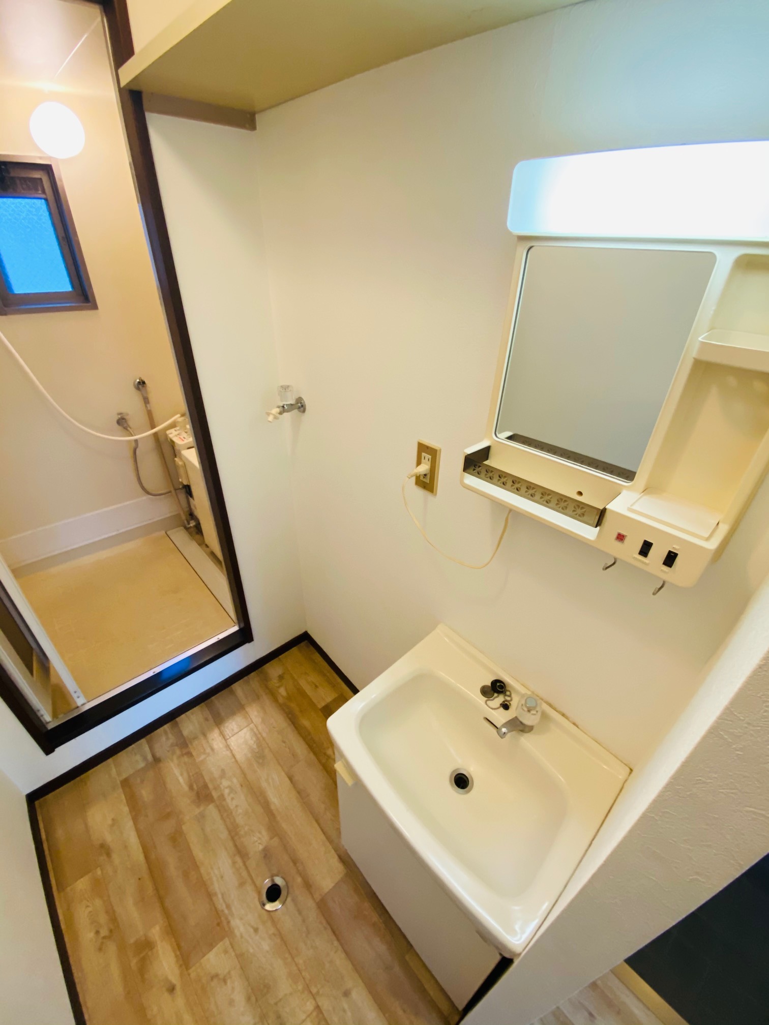 洗面設備　※退去予定の為、201号室参照