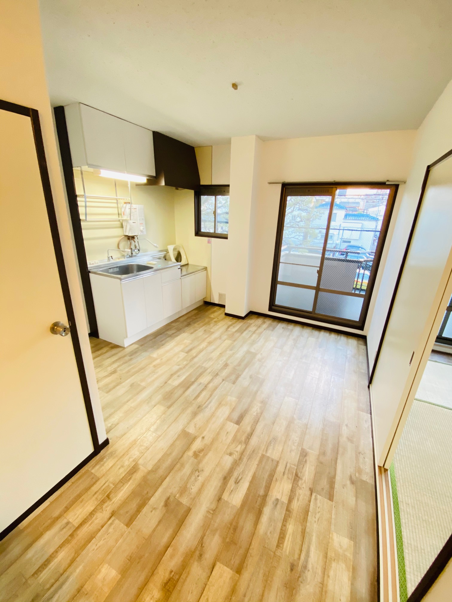 居室・リビング　※退去予定の為、201号室参照