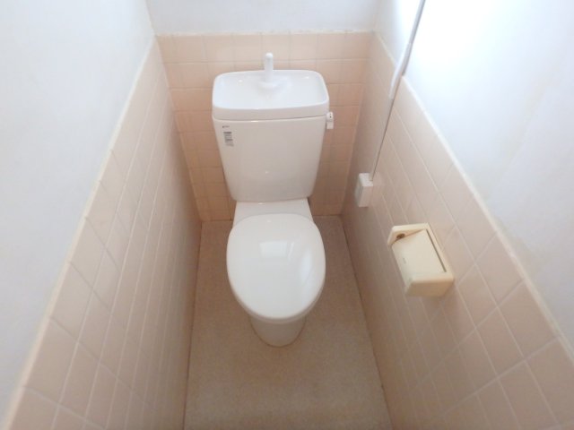 トイレ　トイレもきれいです