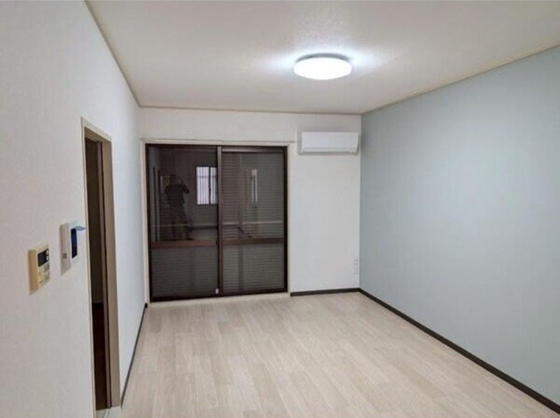 居室・リビング　図面と現状に相違がある場合には現状を優先