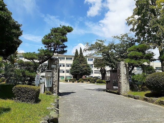 高校・高専　碧南高等学校（高校・高専）まで300m