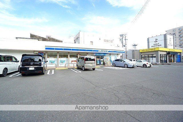 コンビニ　ローソン静岡馬渕三丁目店（コンビニ）まで454m