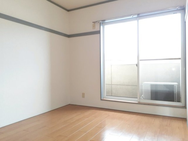 居室・リビング　図面と現状に相違がある場合には現状を優先