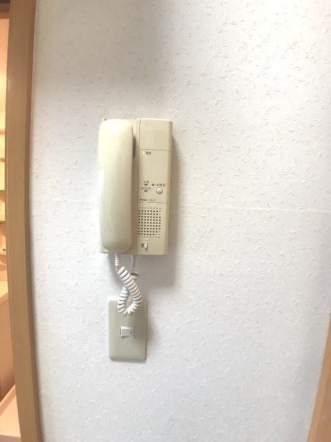 セキュリティ　※補修前の参考画像の為、設備等は現況優先。