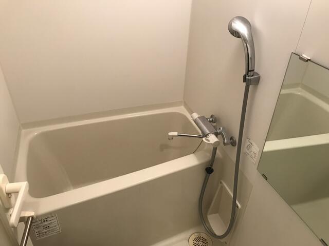 バス・シャワールーム　別部屋参考写真