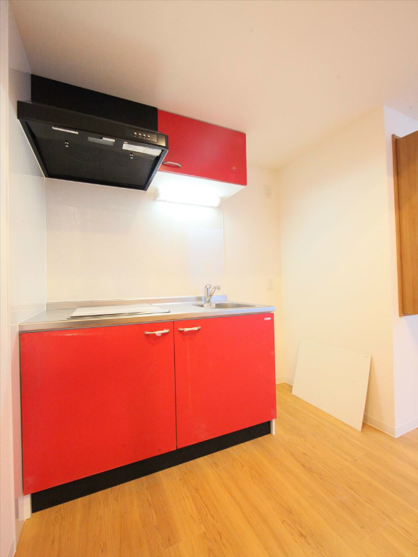 キッチン　システムキッチン（IHクッキングヒーター）