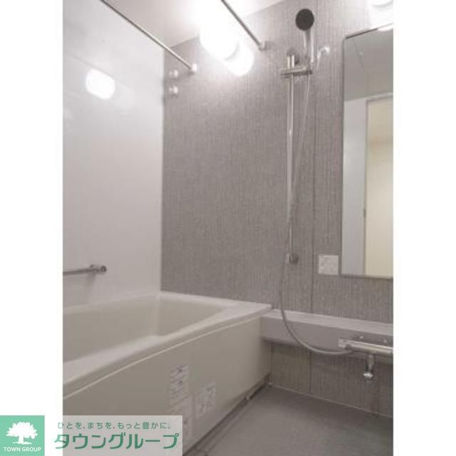 バス・シャワールーム　※写真は同タイプ住戸です。