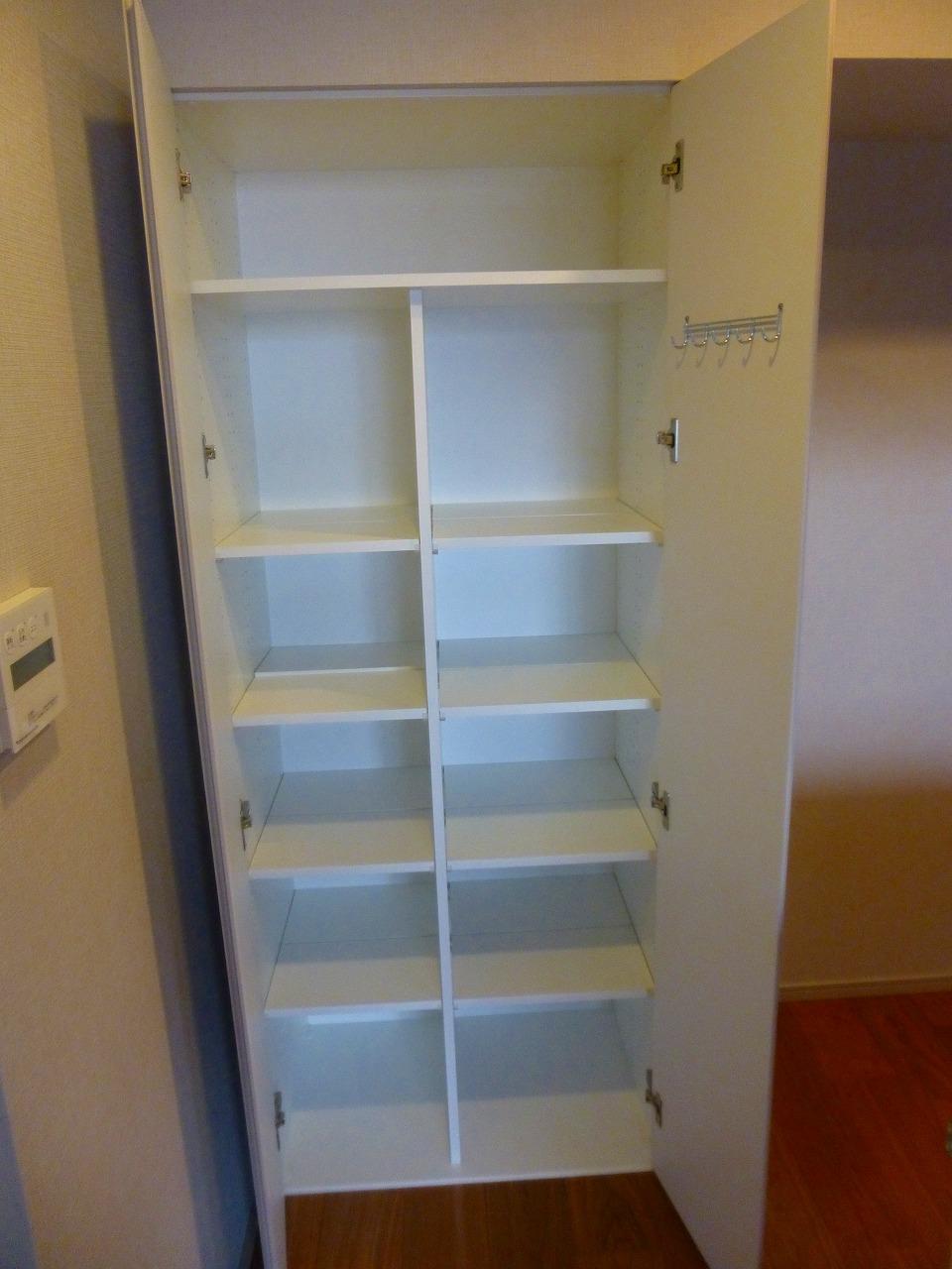 収納　ライオンズ府中駅前