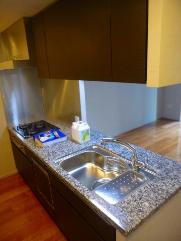 キッチン　ライオンズ府中駅前