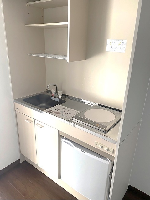 キッチン　※内観写真は、同タイプ別部屋のため、参考となります。