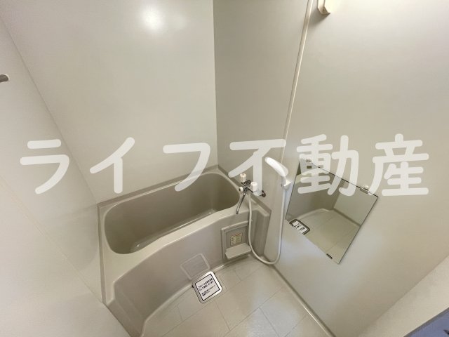 バス・シャワールーム　日々の疲れを癒すお風呂付です