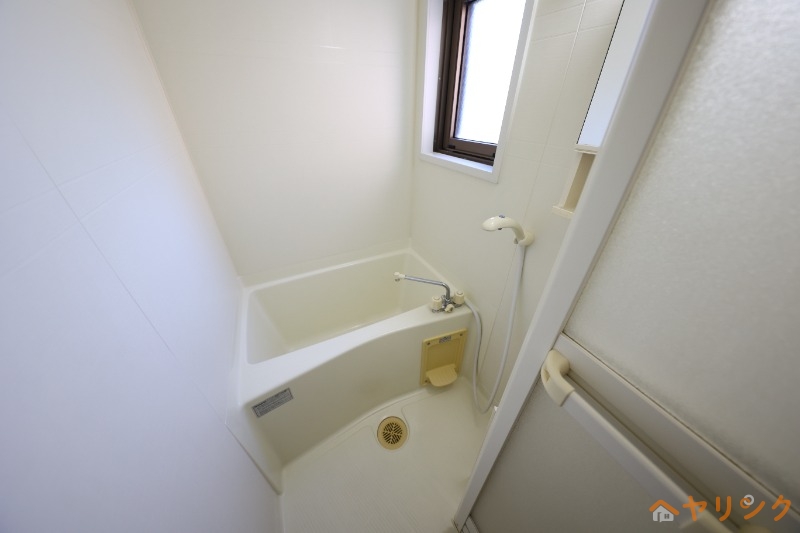 バス・シャワールーム　洗濯機置場